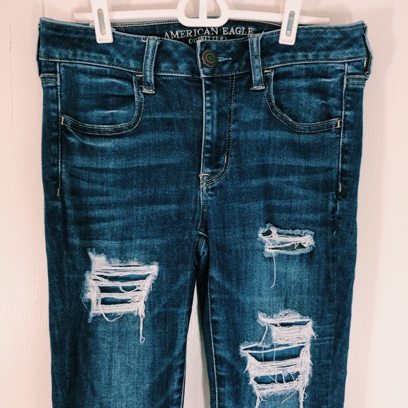 American Eagle Outfitters Denim - AE Ripped Jeans!!